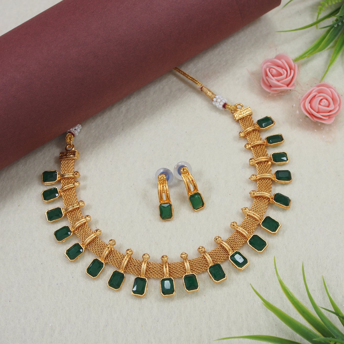 Emerald Elegance Temple Jewellery Set